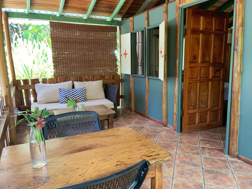 Tropical Tree House Bungalow