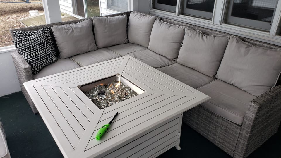 How door gas fire pit for keeping warm.