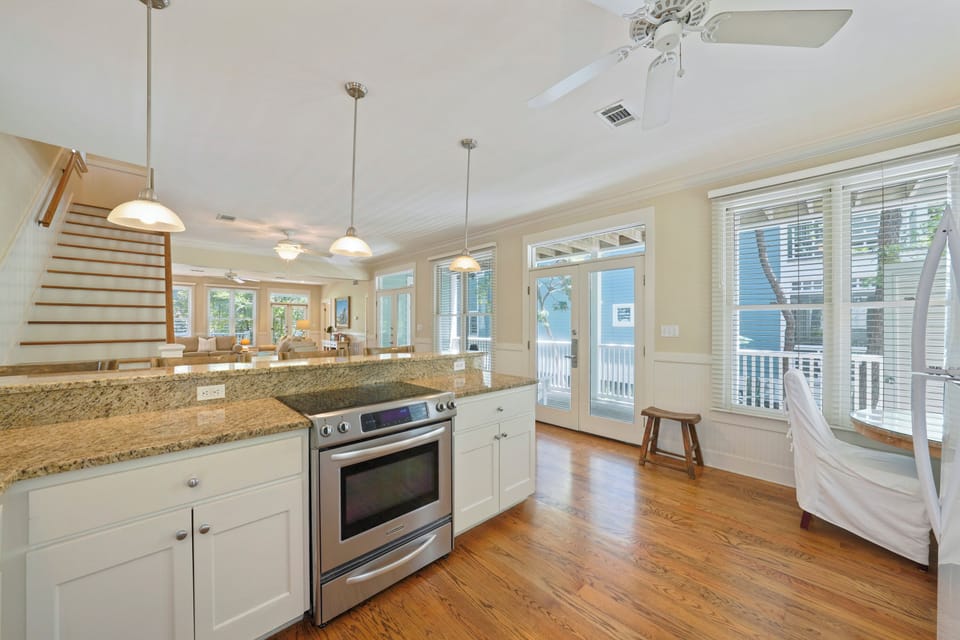 FOUR BURNER ELECTRIC STOVE TOP, DISHWASHER, AND MICROWAVE