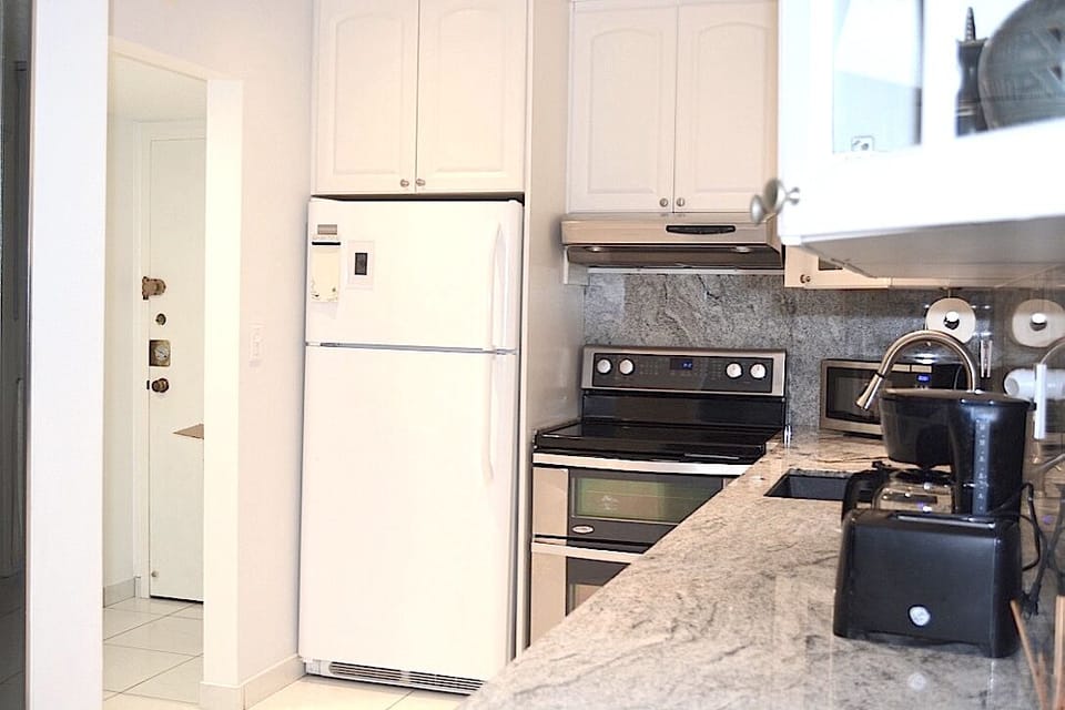 Oven - Kitchenaid
Microwave