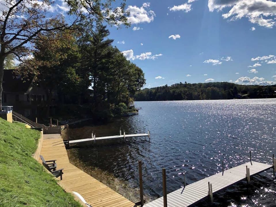 Private waterfront/docks/kayaks