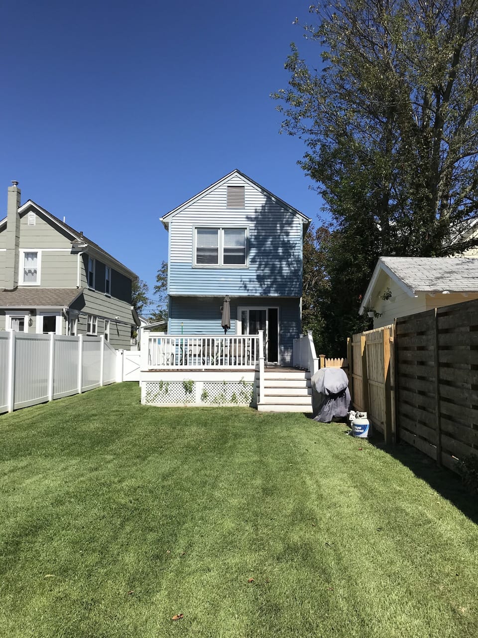 Deck, grill large fenced backyard great for kids, friends and families.
