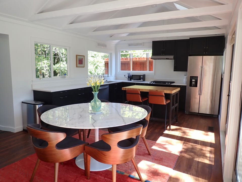 View towards kitchen