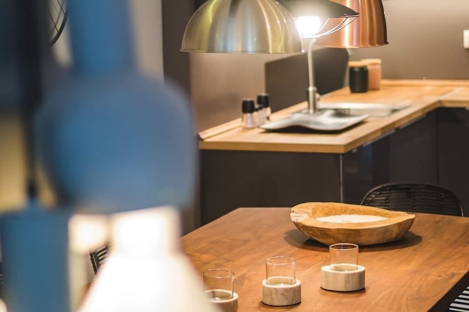 Dining area & Kitchen view