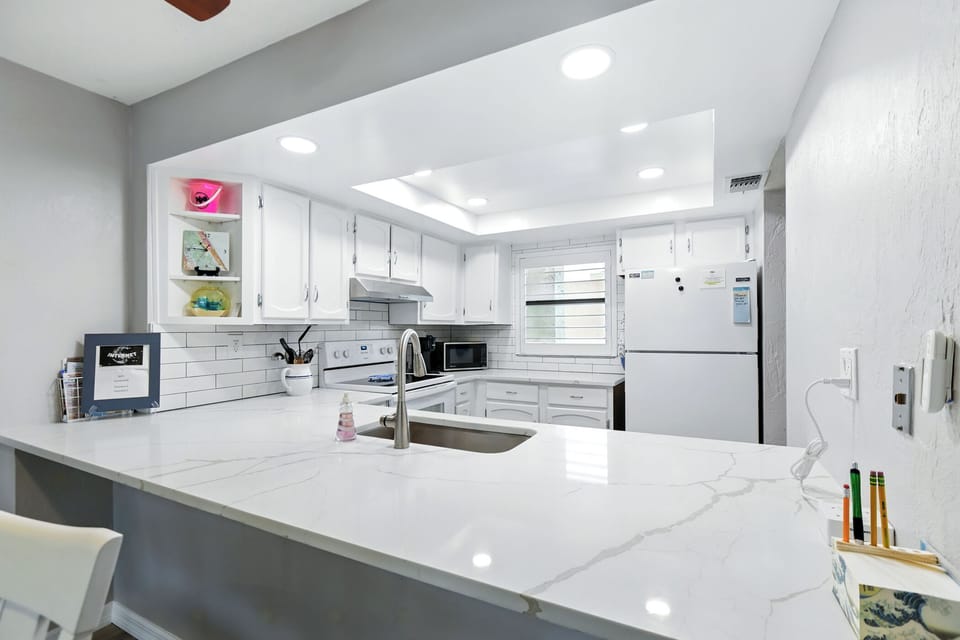 Fully equipped kitchen