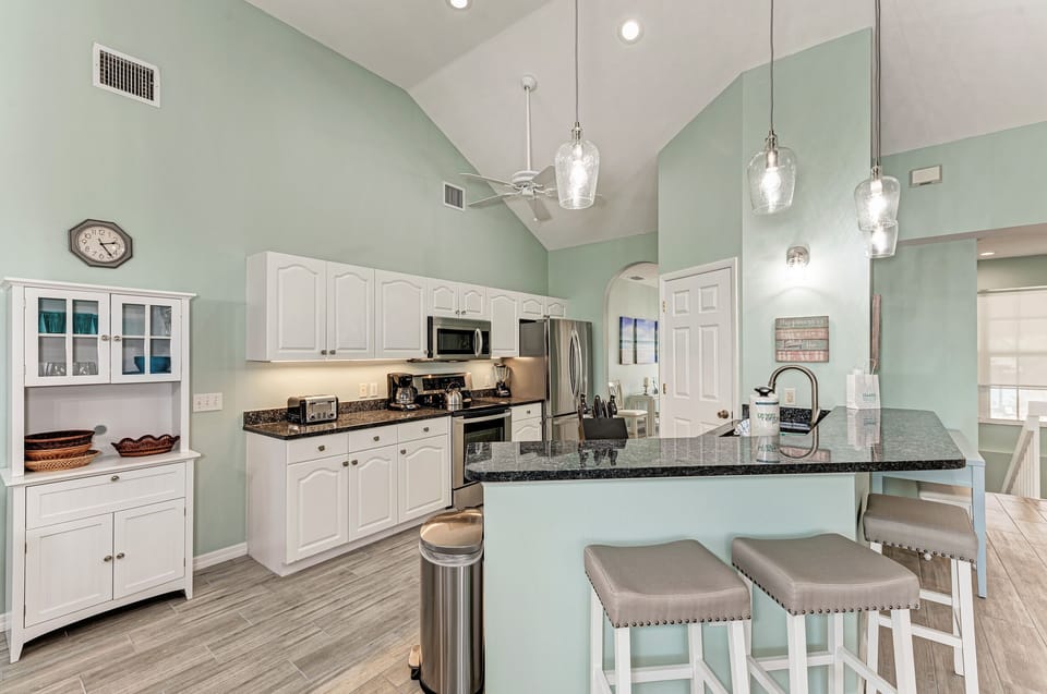 Sand Dollar Dream Kitchen (2)