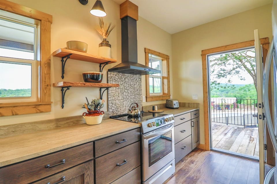 Fully equipped kitchen