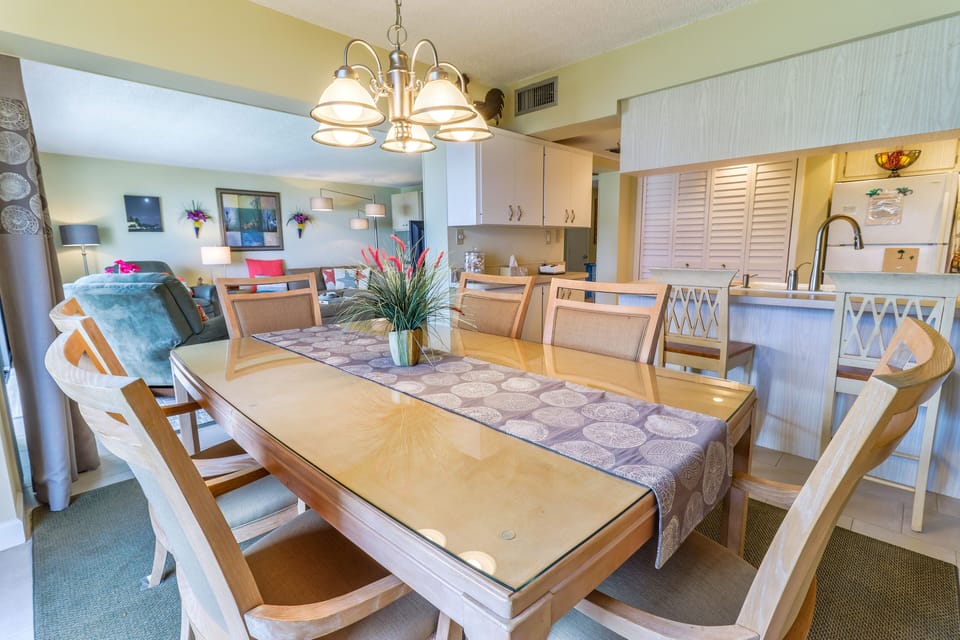 Large dining room table seating 6