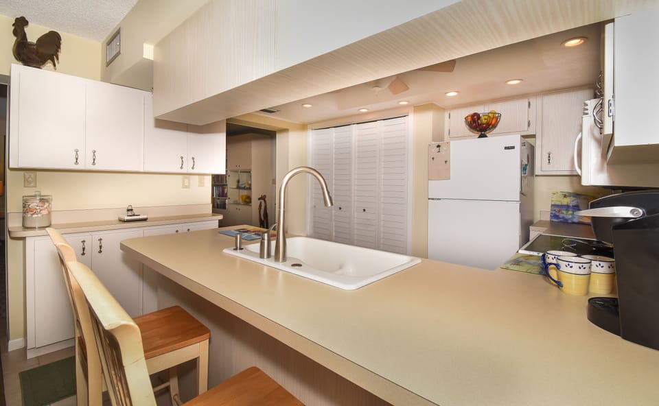 Kitchen with seating for 2
