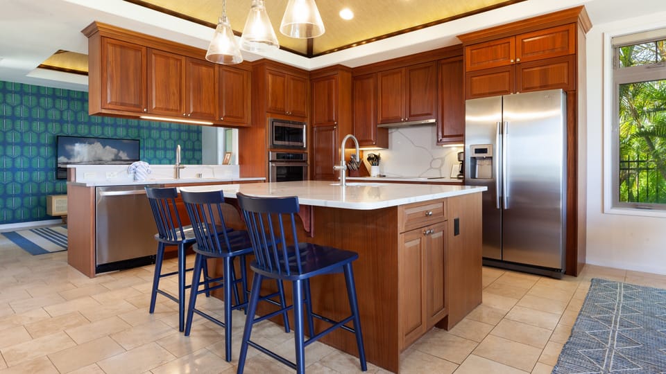 Gourmet kitchen with everything you'll need for cooking and BBQing! A great assortment of spices, oil & vinegar are provided.