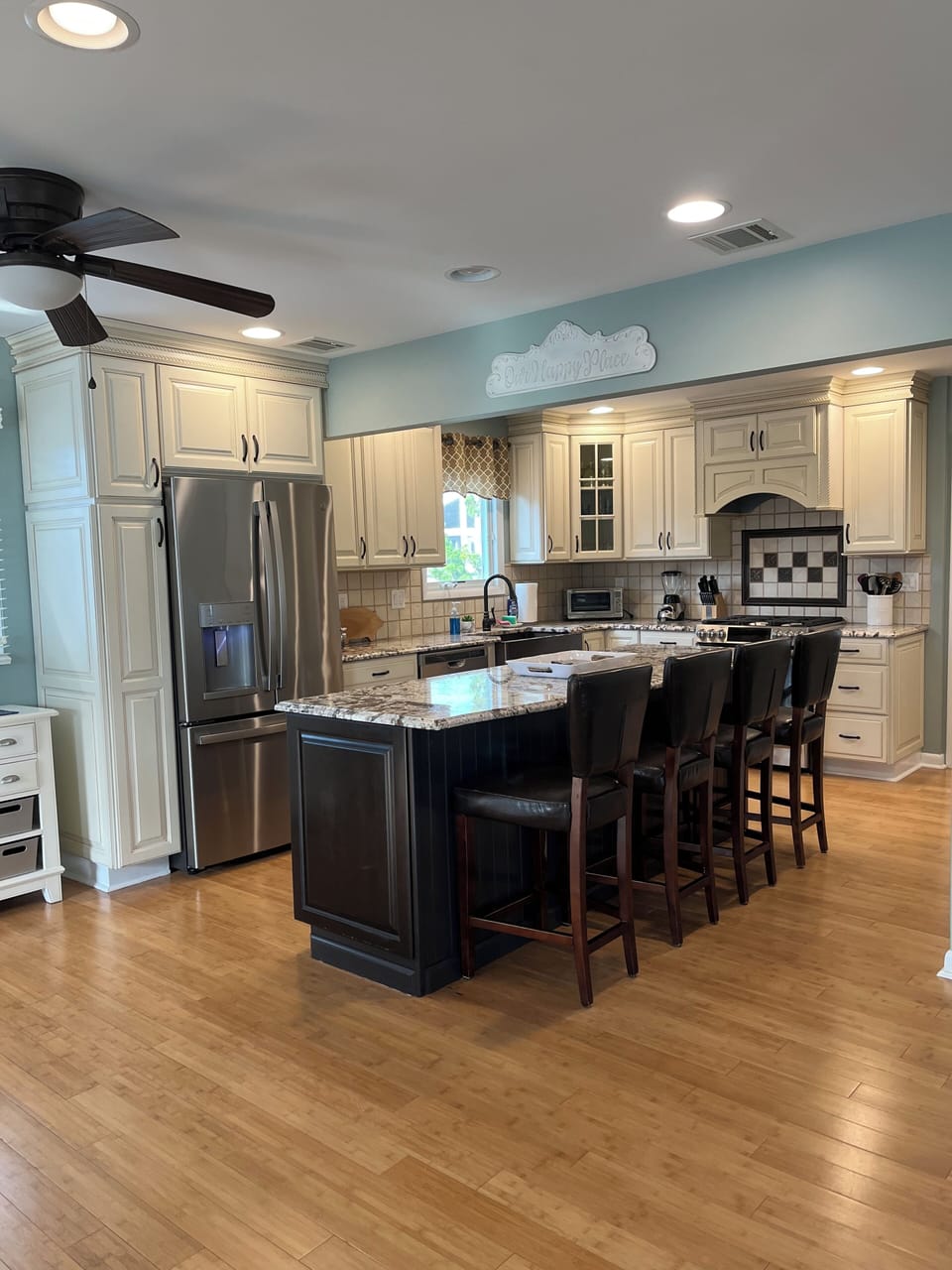 Microwave, fridge, toaster oven, toaster, wine fridge, coffee maker, blender