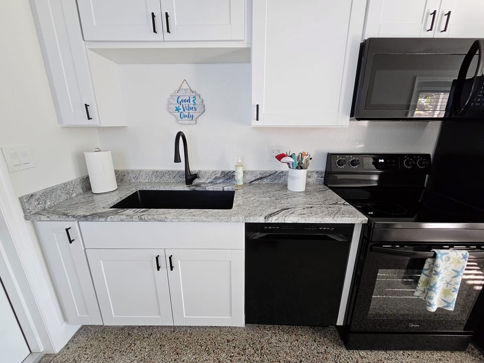 Brand new kitchen remodel. Granite sink & counter tops.  Full sz dishwasher