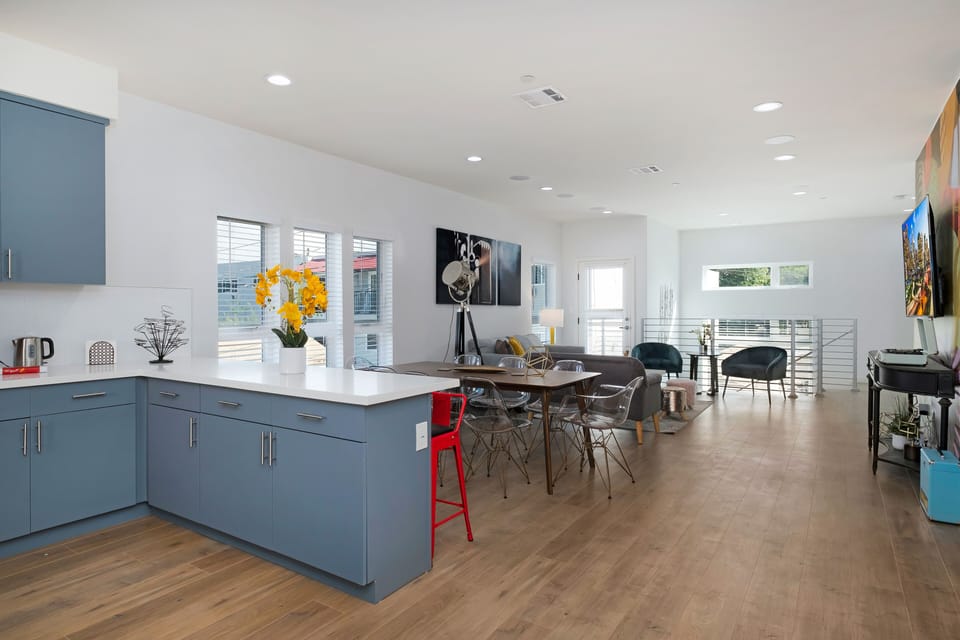 Kitchen area and dining table
