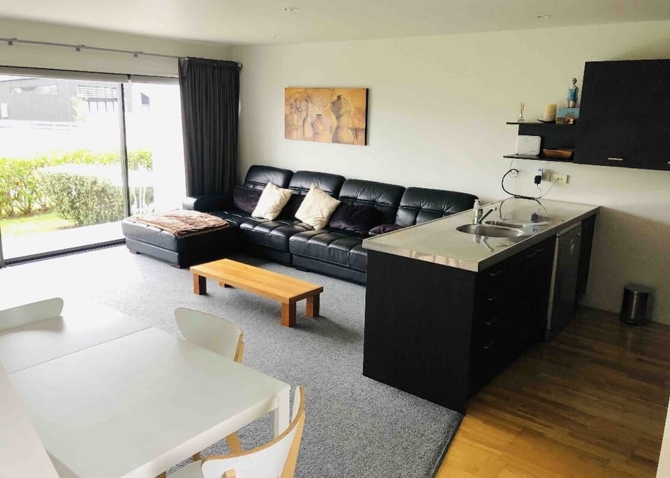 Kitchen lounge dining 