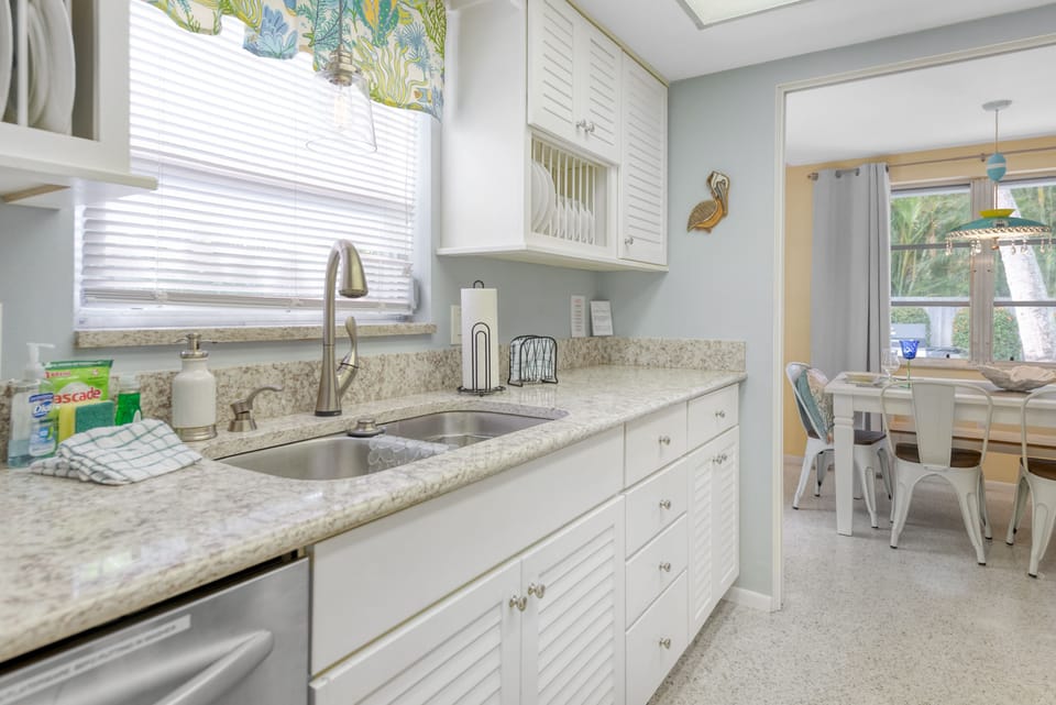 Fully equipped kitchen with stainless appliances