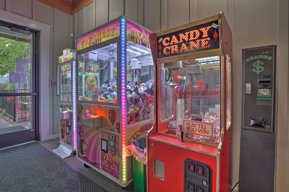 Running Y Townhomes | Arcade