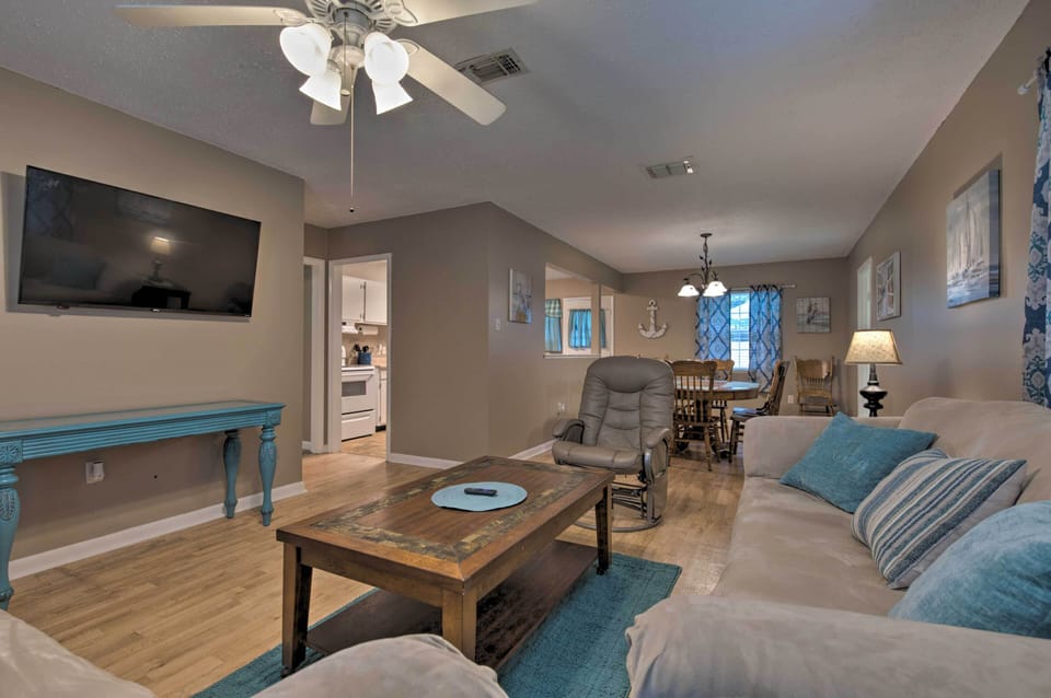 Living Room | Smart TV | Step-Free Access