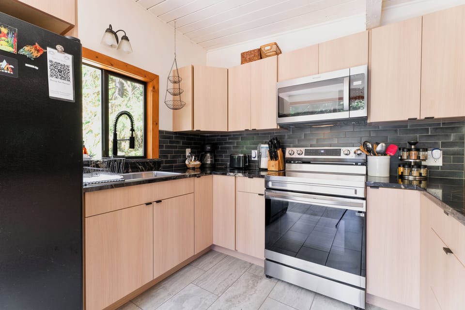 Fully equipped kitchen