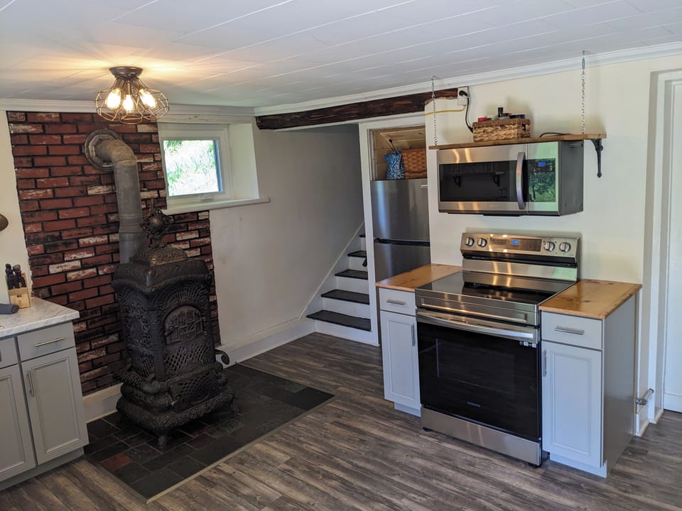 A brand new oven and microwave