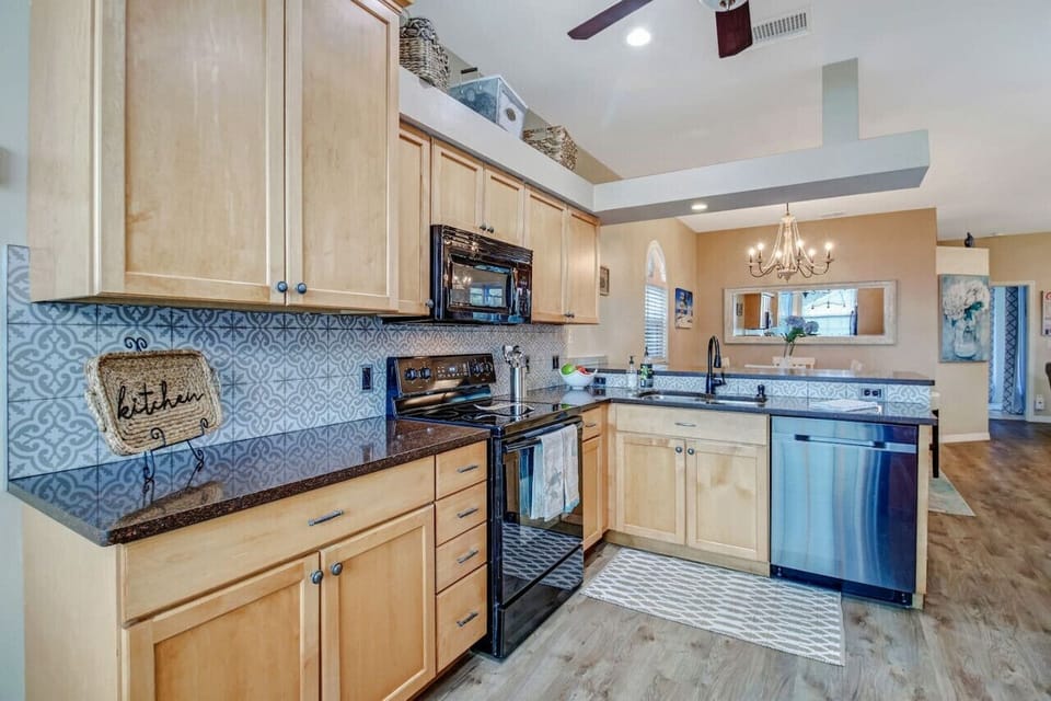 The kitchen is very well equipped for those home cooked meals, or even a breakfast waffle or healthy morning smoothie.