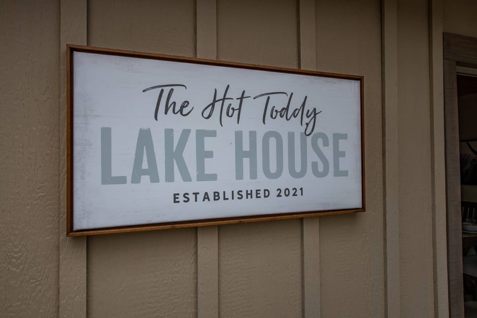 Welcome to the Hot Toddy Lake House!