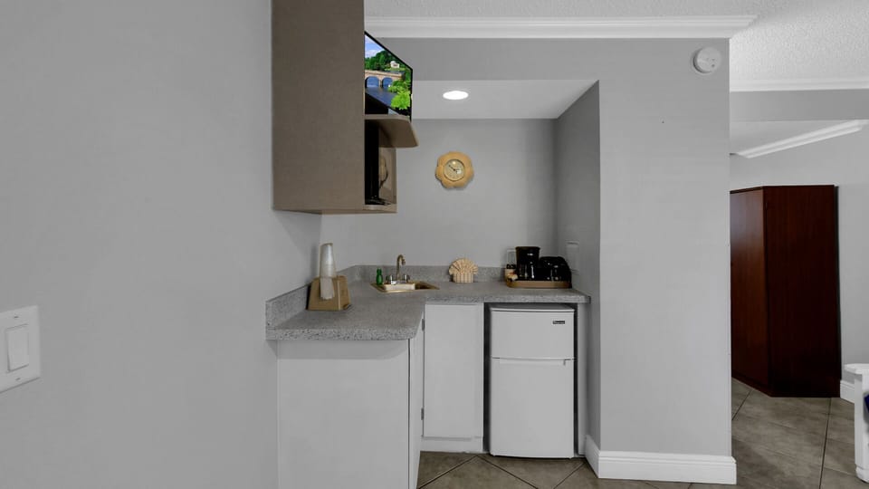 Kitchenette