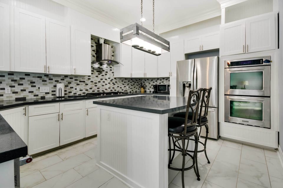 Kitchen | Coffee Maker | Dual Ovens | Cooking Basics