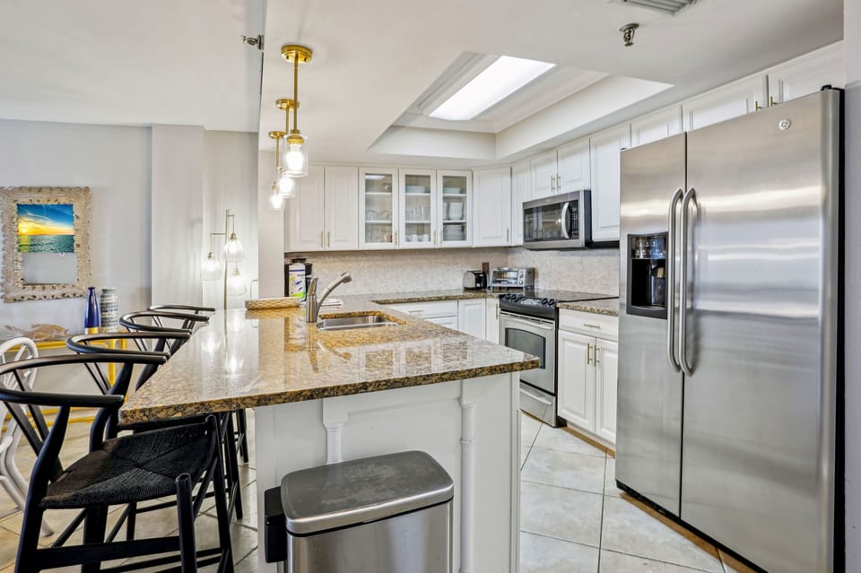 Spacious Kitchen