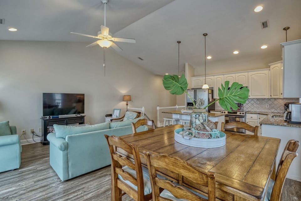 Dining/Living Area