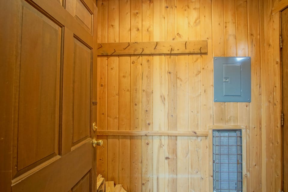 Foyer area at the entrance of the townhome
