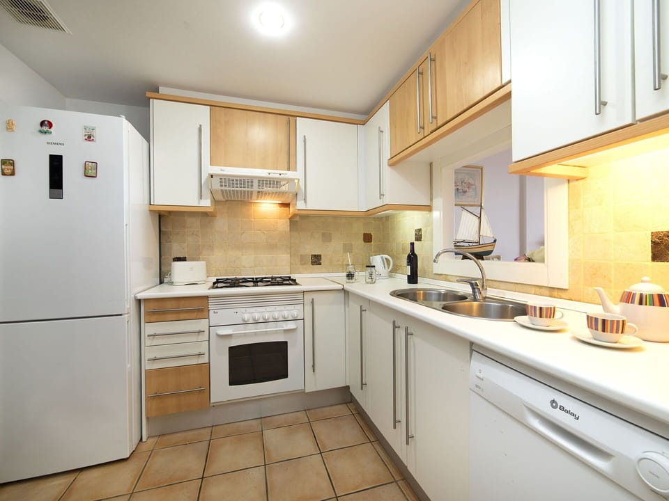 Property, Room, Kitchen, Cabinetry, Furniture, Countertop, Building, House, Interior Design, Sink