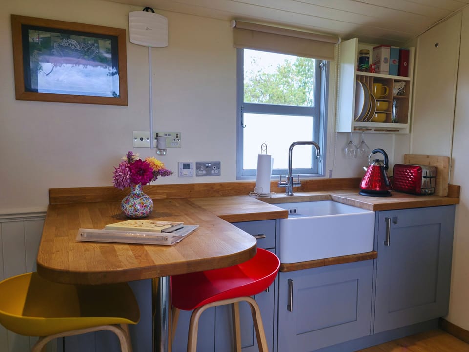 Inside The Pheasant, fully equipped kitchen