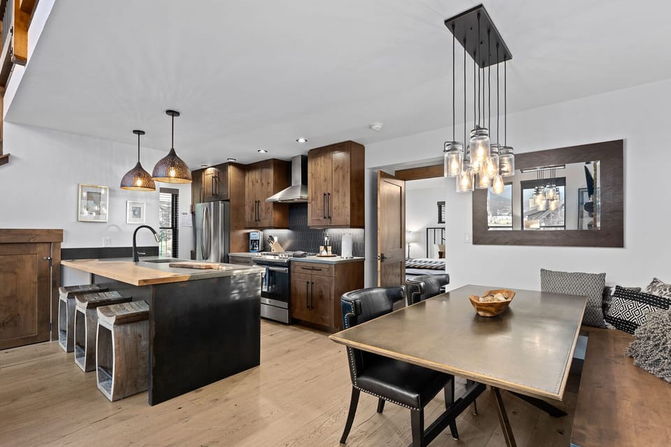 Dining Room and Kitchen