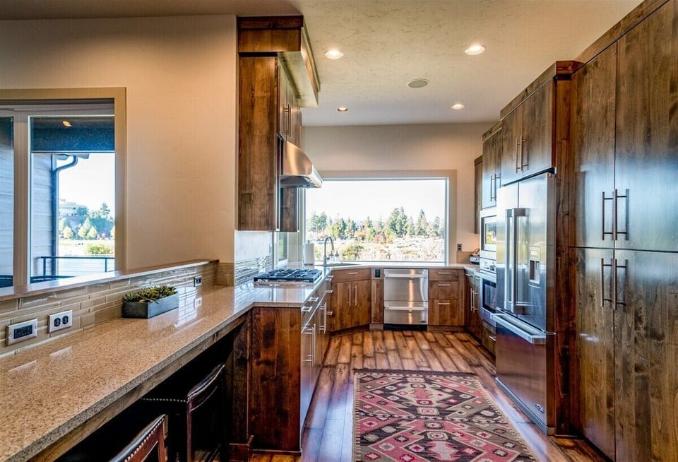 Gourmet Kitchen