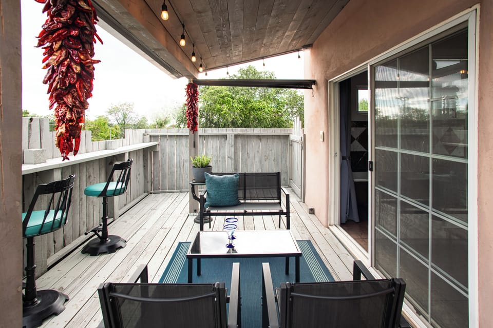 Wonderful 2nd level deck to have coffee and start your day!