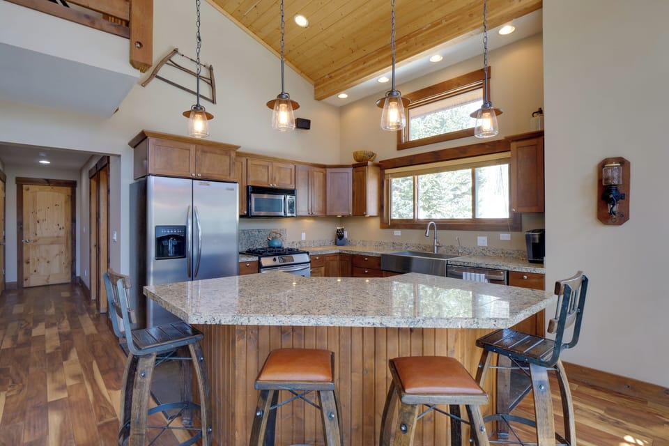 Kitchen | Fully Equipped