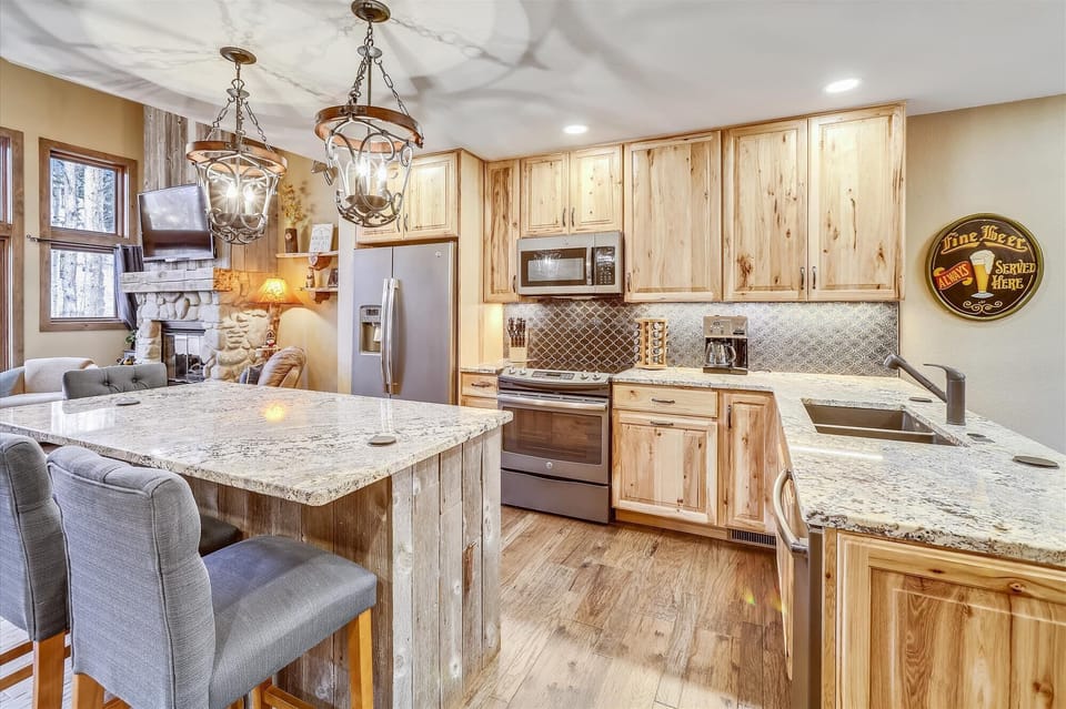 Kitchen, Village Point 109, Breckenridge Vacation Rental