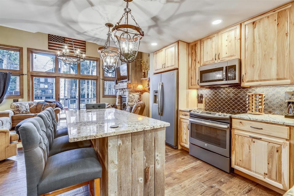 Kitchen, Village Point 109, Breckenridge Vacation Rental