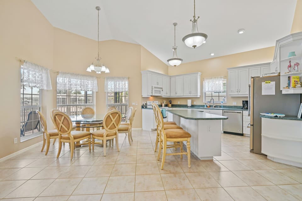 Dining Area and Large fully stocked kitchen