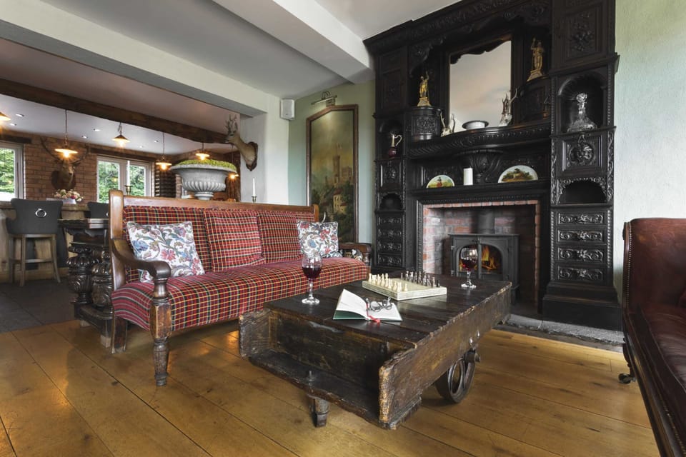 The Snug - Seating & Social Area