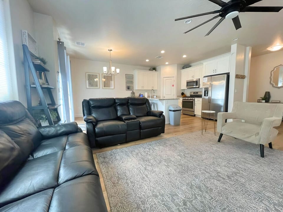 Living Area & Kitchen