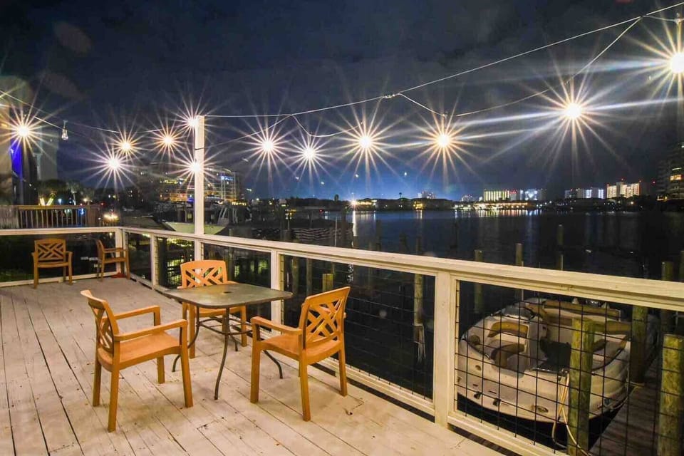 Expansive Community deck space overlooking the pelicans, cranes, dolphins in the morning and lights of the harbor in the evening. Watching the boats as the come and go has never been more beautiful! 