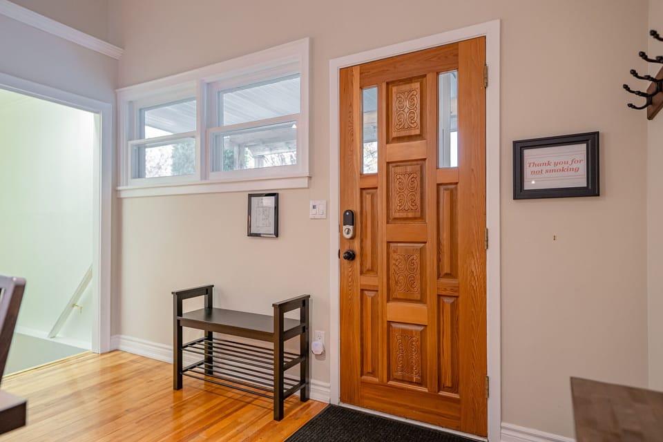 Welcome to Nelles Cottage on the Park, Niagara-on-the-Lake