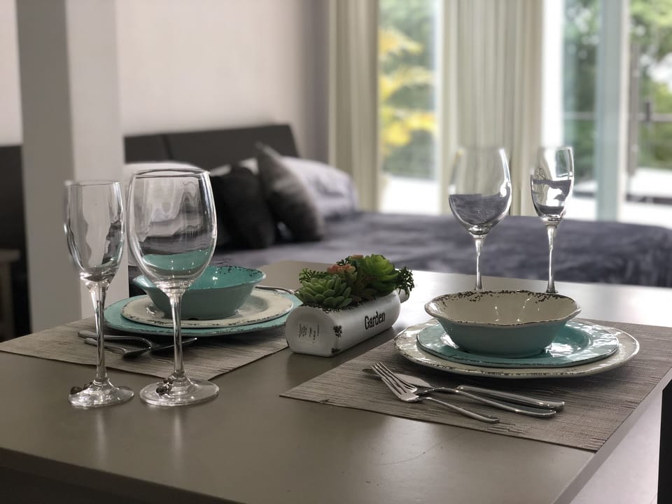 Dining Decorations