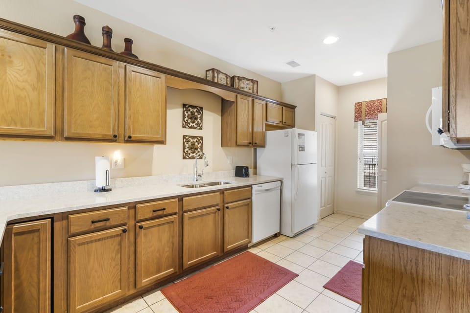 Full Kitchen