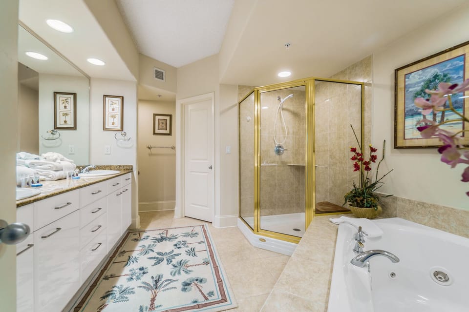 Caribe Resort B506 Master Bathroom