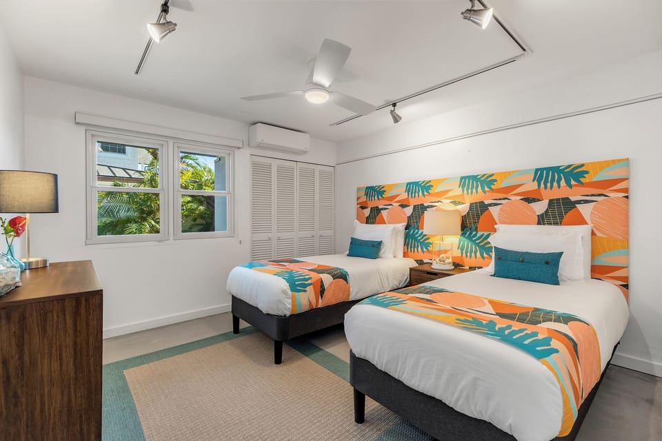 Bedroom 4- two twins convertible to a king with prior request.