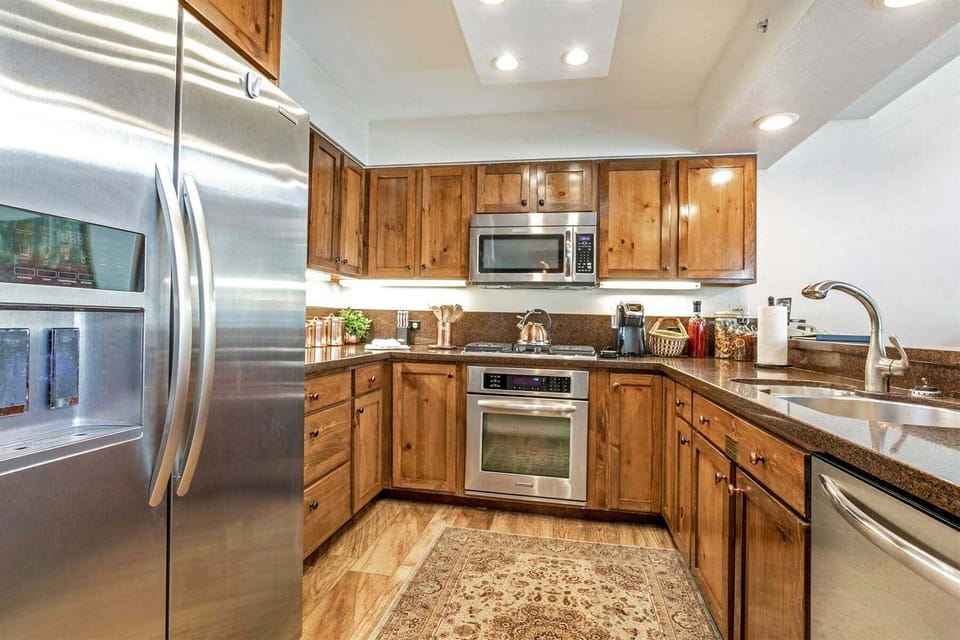 Antlers Vail Four Bedroom Residence Kitchen
