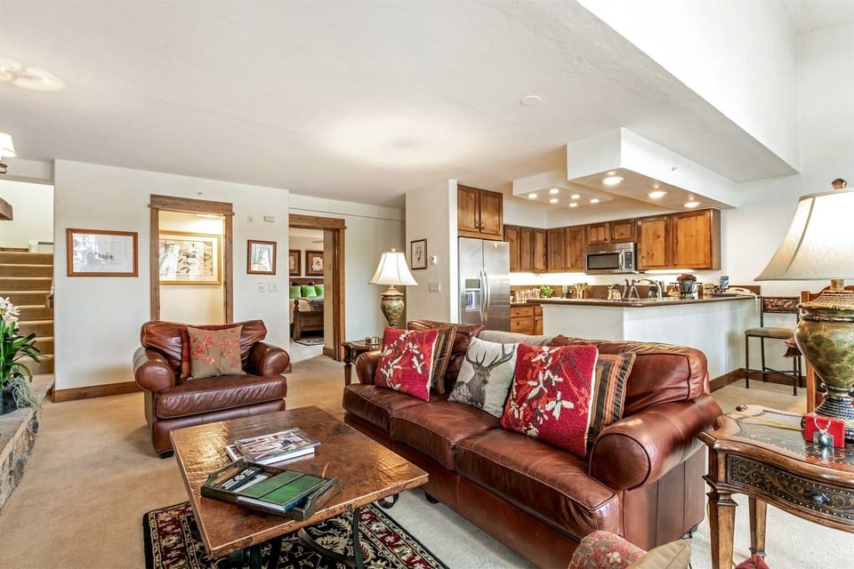 Antlers Vail Four Bedroom Residence Living Room