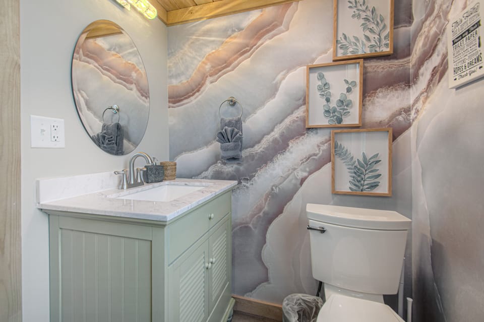 Main bathroom